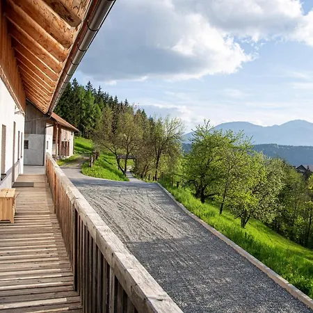 Richterberg With Sauna & Hot Tub Počitniška hiša *